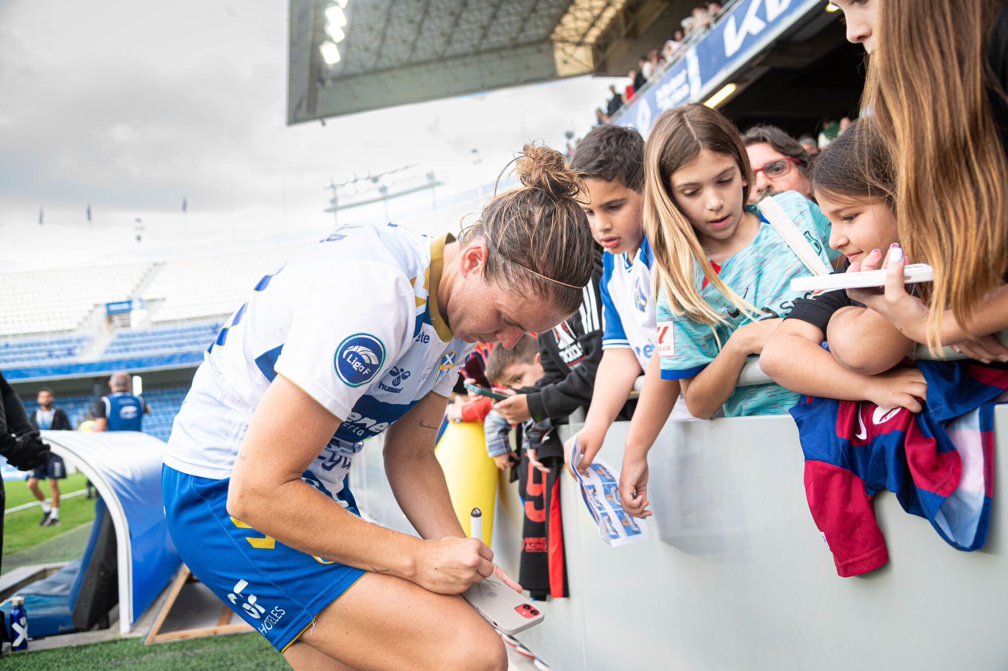 Afición del Costa Adeje - FC Barcelona