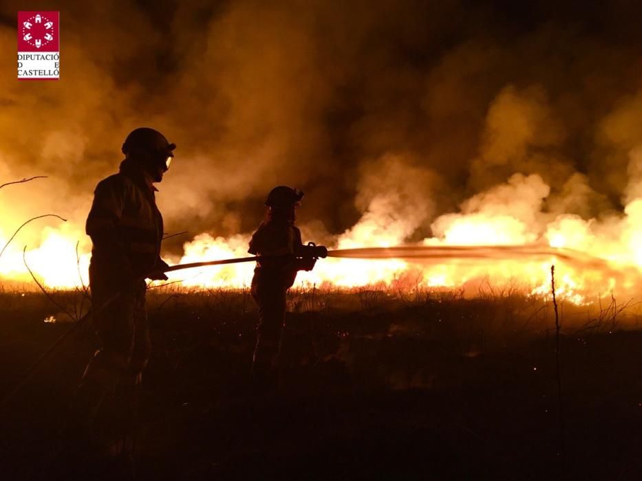 Incendio en el Prat Cabanes-Torreblanca