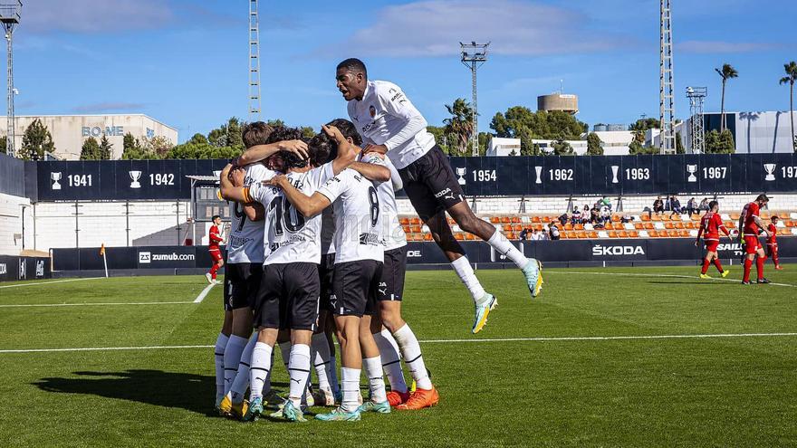 Mosquera vuelve a competir con el Valencia Mestalla