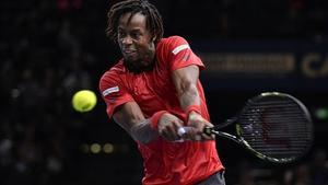 Gael Monfils retrasa su regreso a las pistas