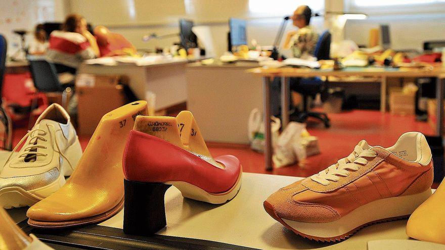 Modelos de calzado de la empresa Wonders, en Elche.