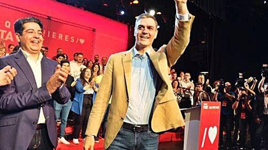 Pedro Sánchez, durant la seva intervenció d&#039;ahir a Tenerife.