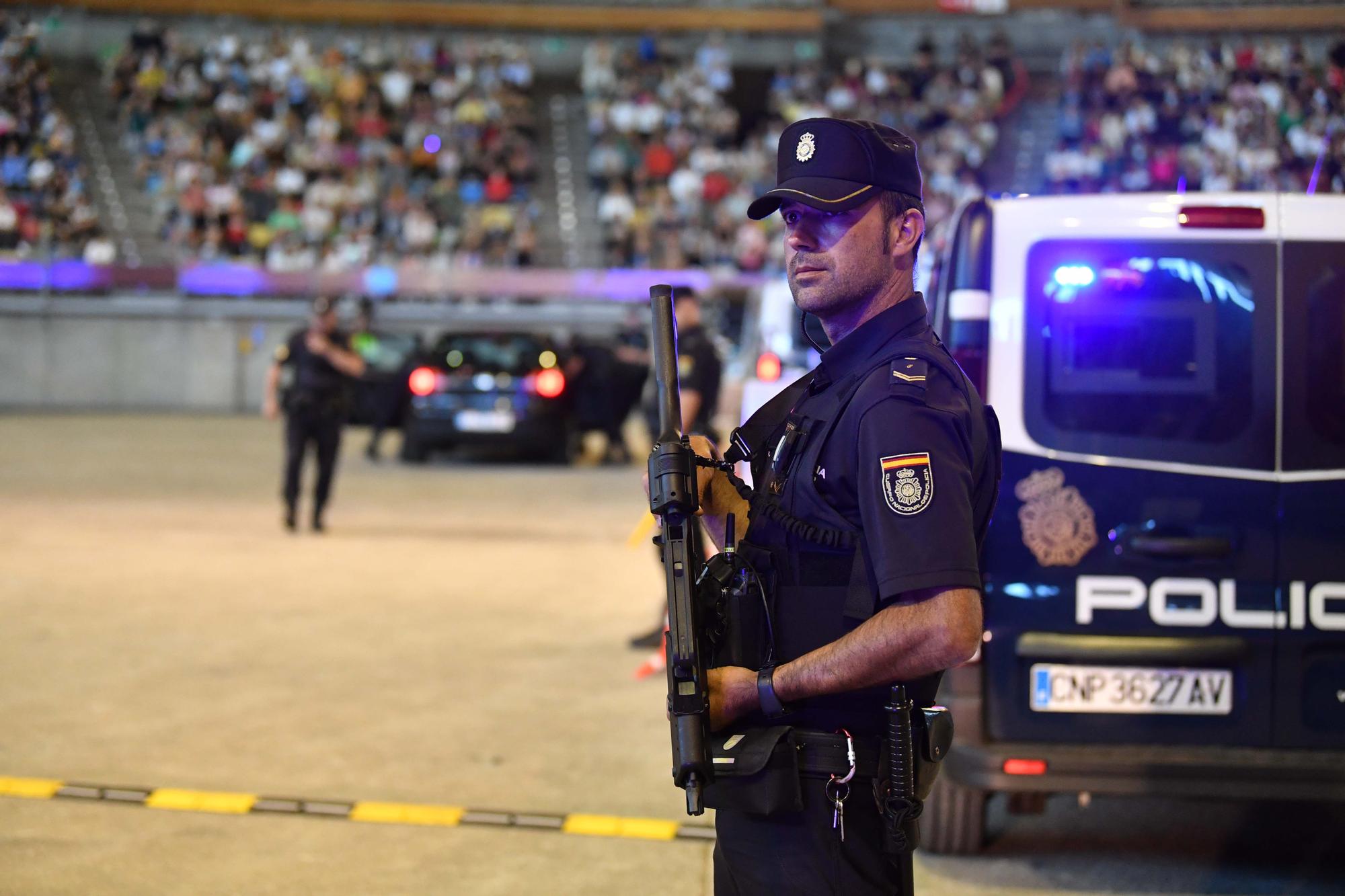 Exhibición de la Policía Nacional en el Coliseum de A Coruña