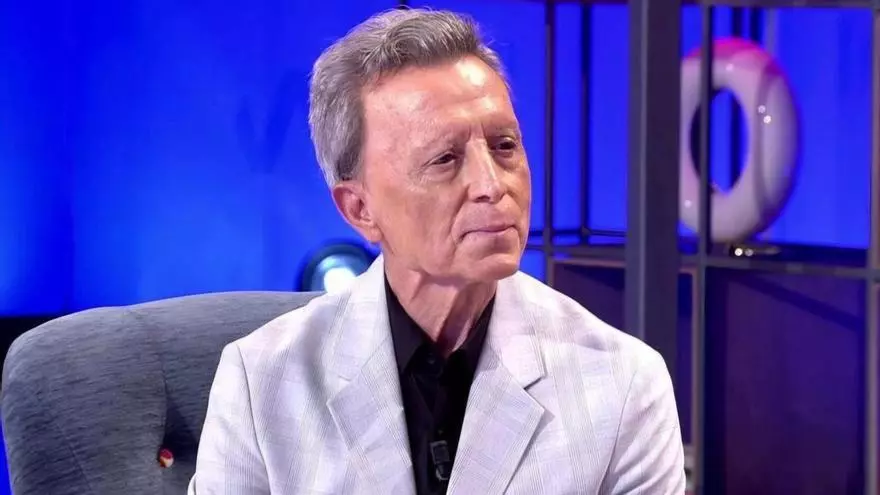 Ortega Cano reacciona a su vídeo viral retozando por el suelo de una iglesia: "Tengo mucha elasticidad"