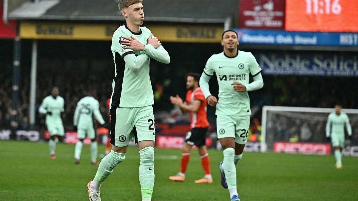 Cole Palmer celebra su gol frente al Luton