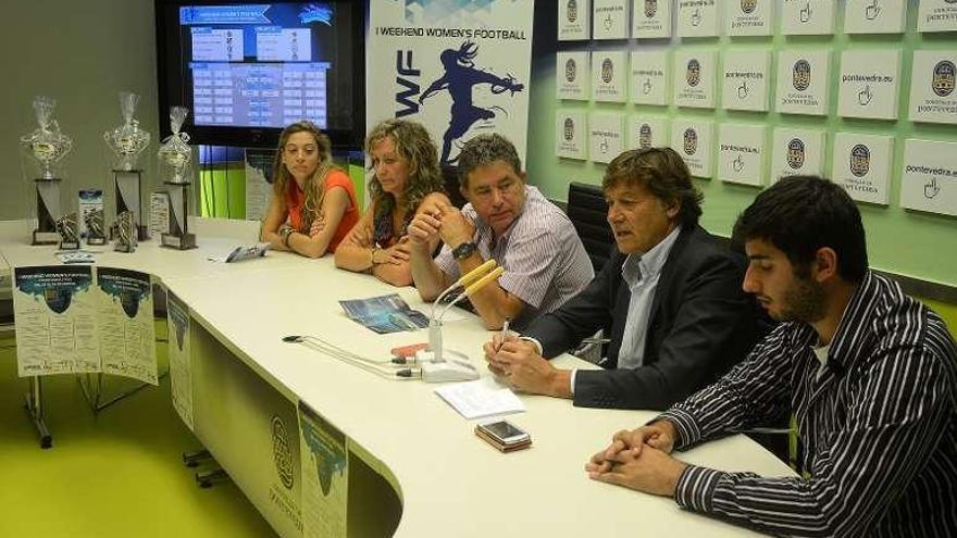 Presentación de las jornadas de fútbol femenino.