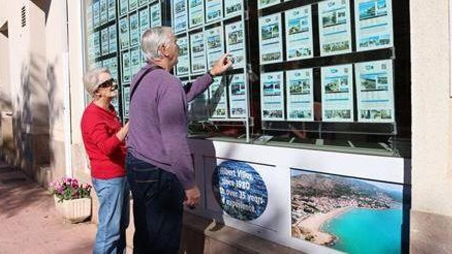 Los extranjeros compran ya casi dos de cada diez viviendas en Castellón