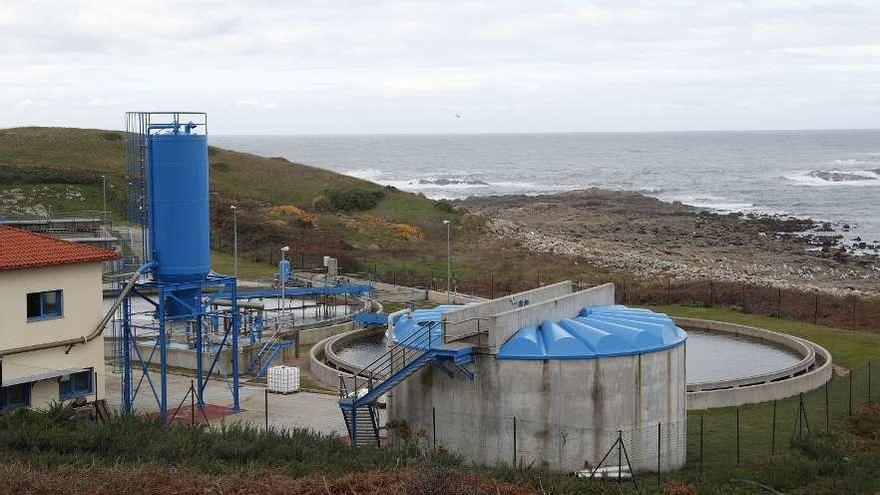 La EDAR de Cabo Silleiro tiene capacidad para una población de 30.000 habitantes. // Jose Lores