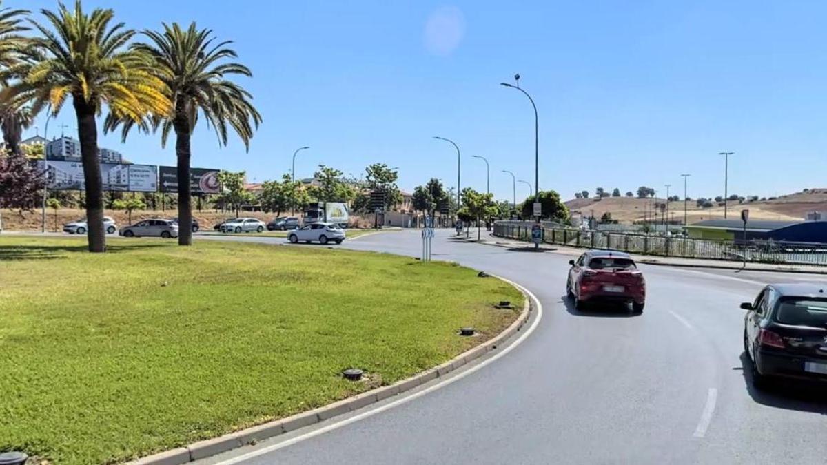Rotonda donde ha tenido lugar el accidente.