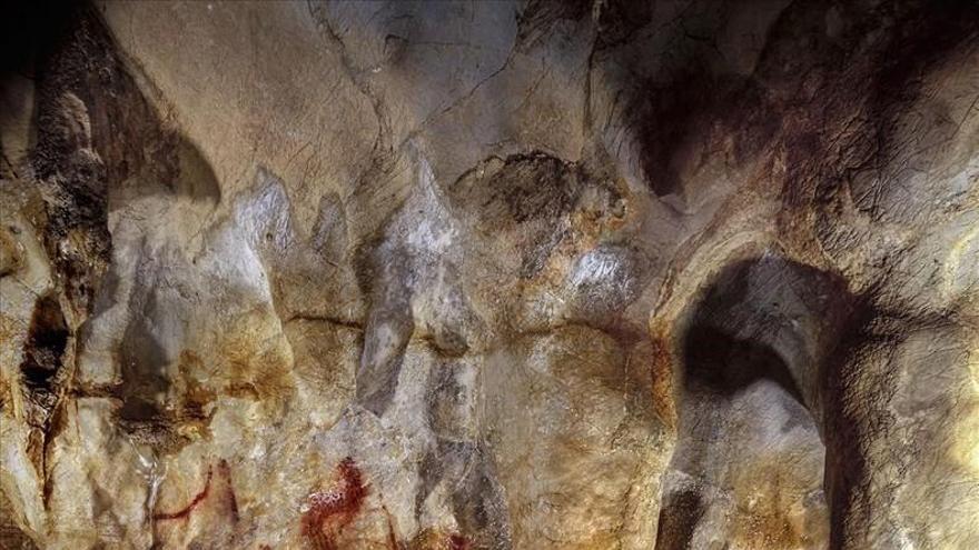 Los neandertales también pintaban en cuevas
