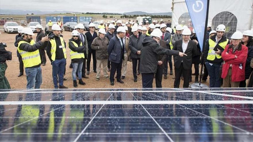 El parque solar de Logrosán empezará a generar energía a finales de 2019