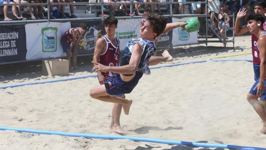 El Veba Baywatch se impone en el Torneo Mancomunidade do Morrazo de balonmano playa