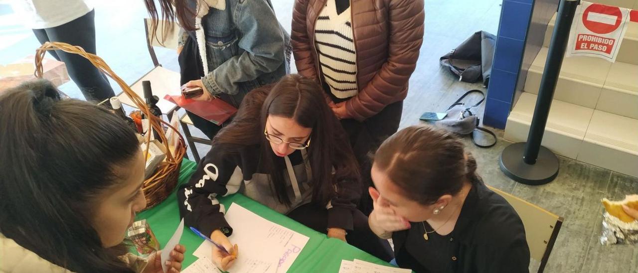 Alumnas del CIFP Ciudad de Zamora, durante una actividad de emprendimiento. | Cedida