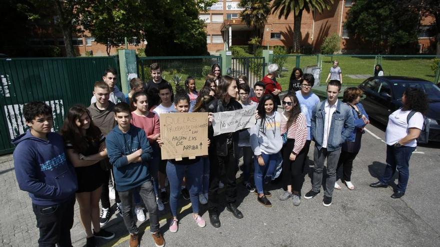 Los alumnos de La Magdalena se plantan contra las reválidas