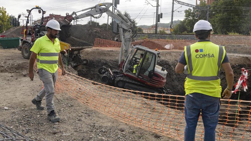 Empiezan las obras del colector colapsado de la Plaça del País Valencià de Xàtiva