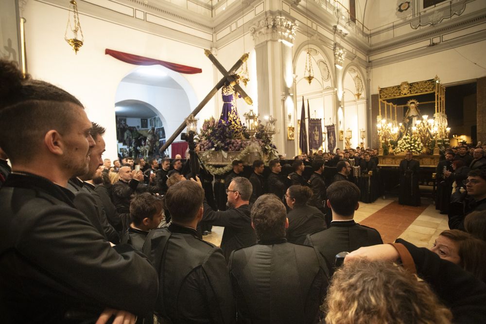 Una Procesión del Encuentro marcada por la lluvia en Sagunt