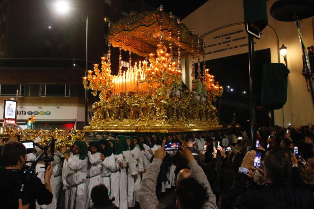 Las imágenes de la cofradía de la Esperanza, la última en procesionar en el Jueves Santo de la Semana Santa de Málaga