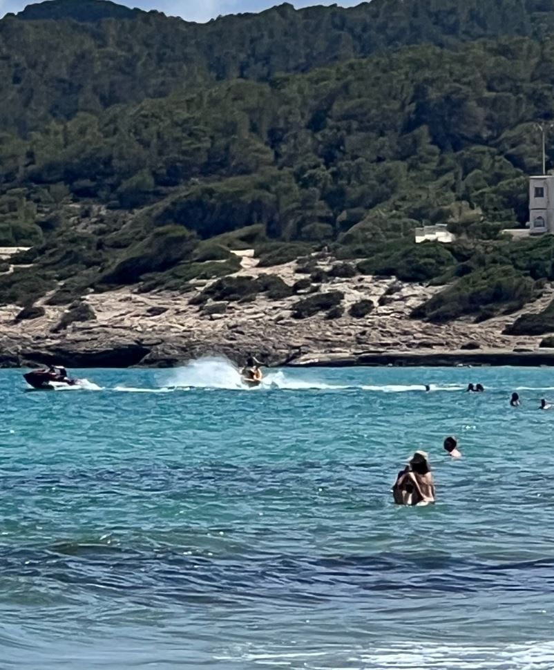 Motos de agua en Platja d'en Bossa