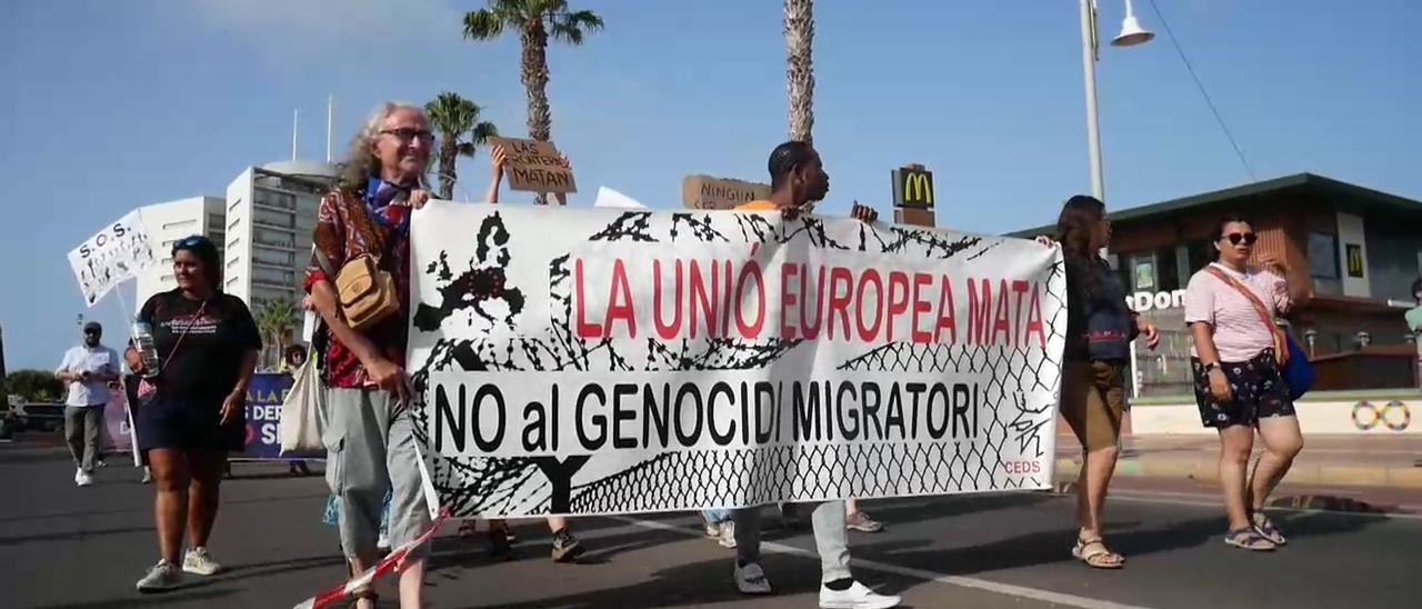 Manifestación en Melilla en el aniversario del trágico asalto a la valla