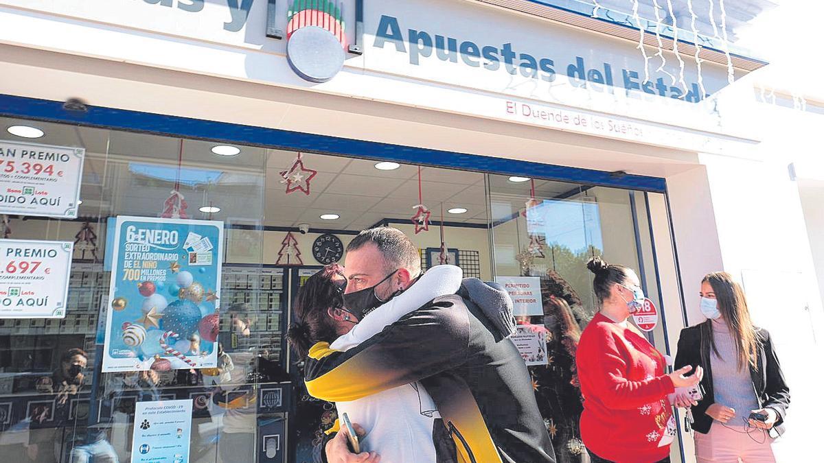 Abrazos, gritos de euforia y lágrimas de alegría se sucedieron en una jornada histórica.