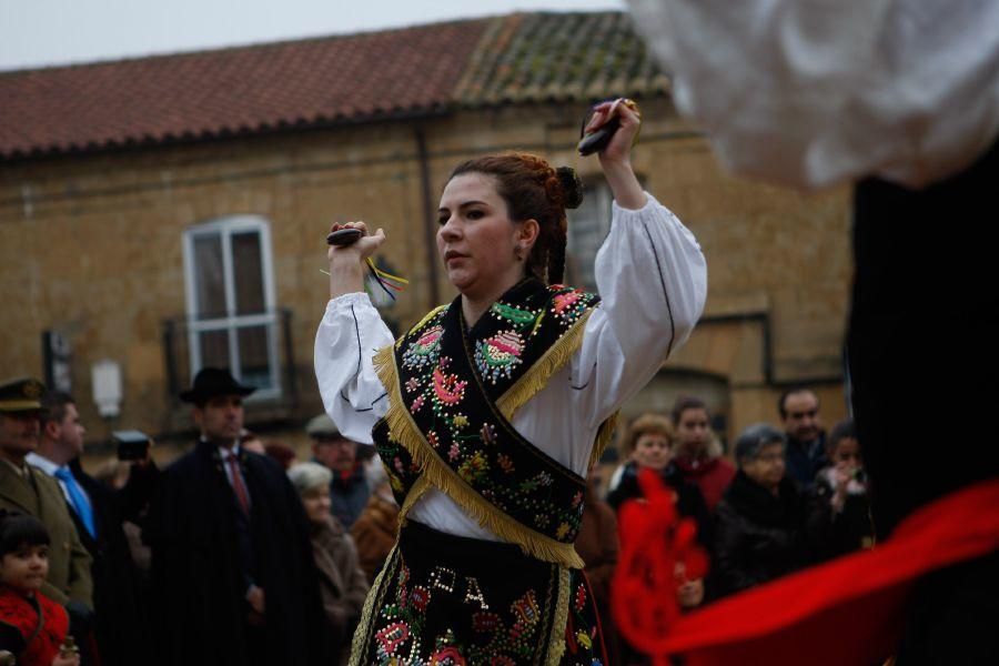 Baile del Niño en Venialbo