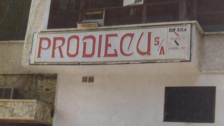 Entre cupones andaba el juego