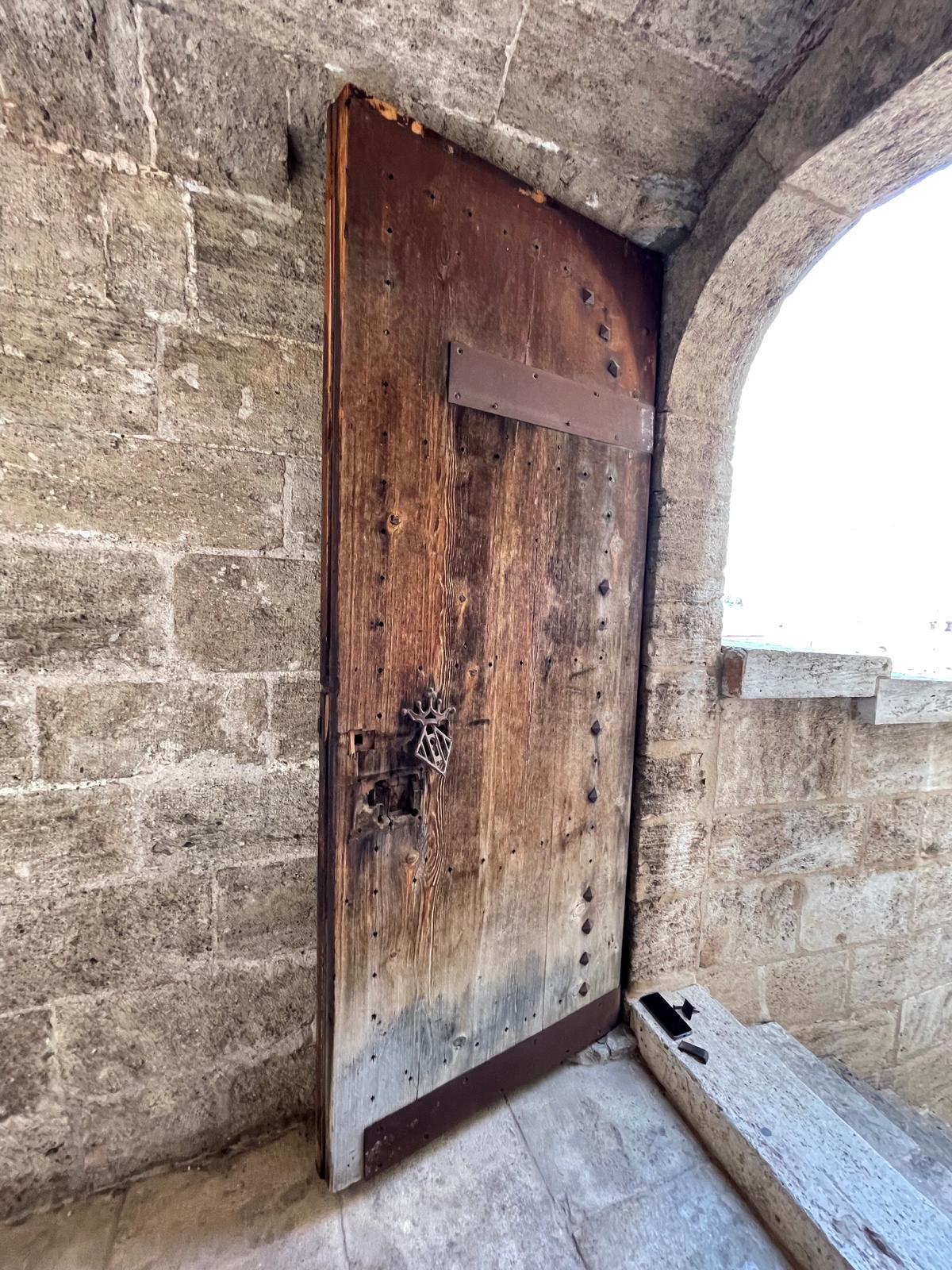 Puerta interior de las Torres de Serranos