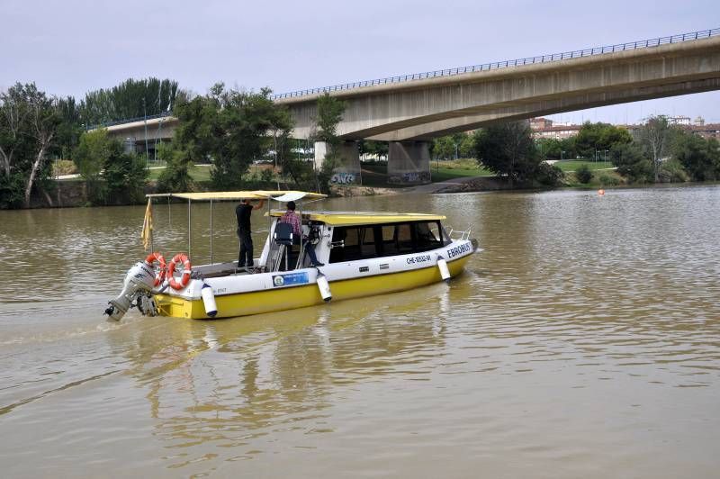 Fotogalería: Los barcos surcan de nuevo el Ebro