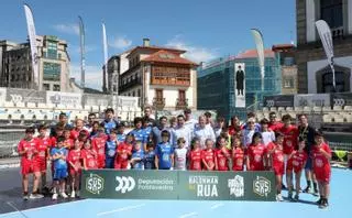 El presidente de la Diputación visita la Copa 5x5 de balonmano