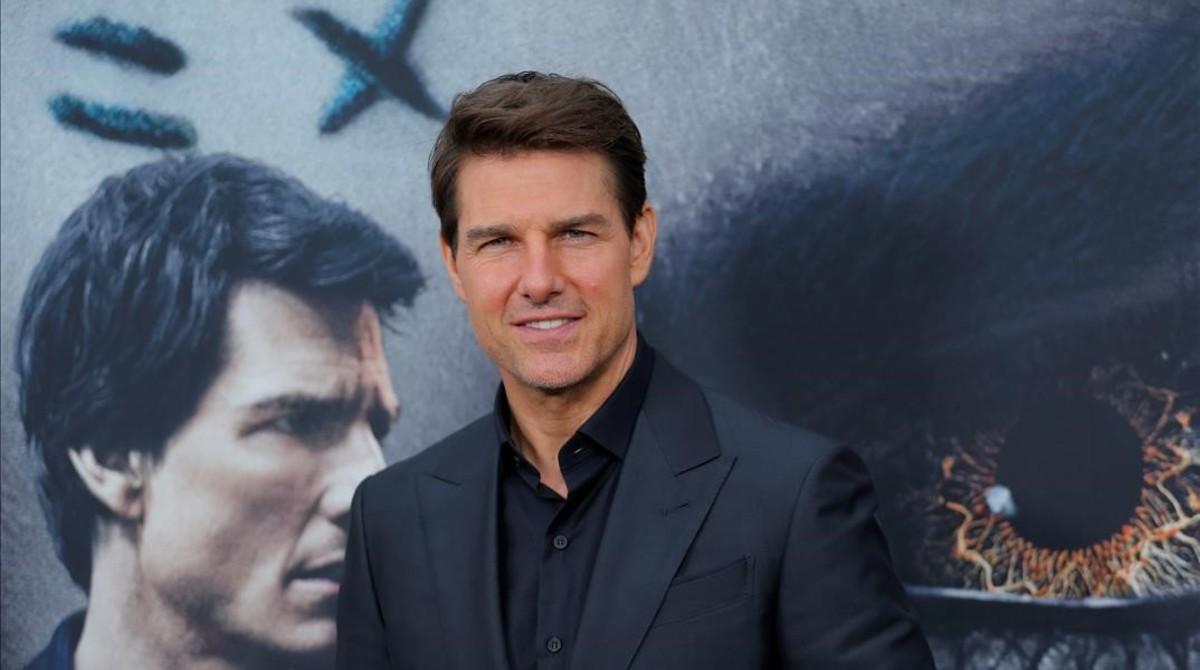 olerin38773693 actor tom cruise arrives for the premiere of the film  the m170607170831