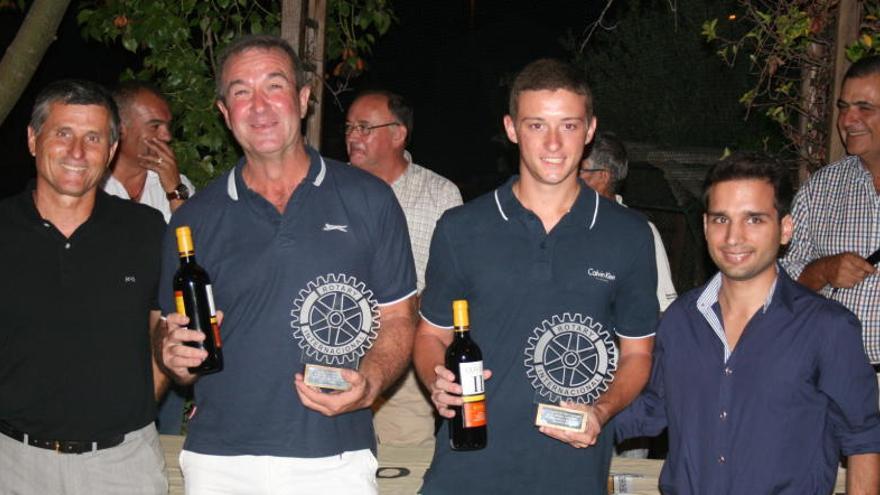 Entrega de premios a los ganadores, José Martin Alcaraz Salinas y Andrés Belluga Capilla.