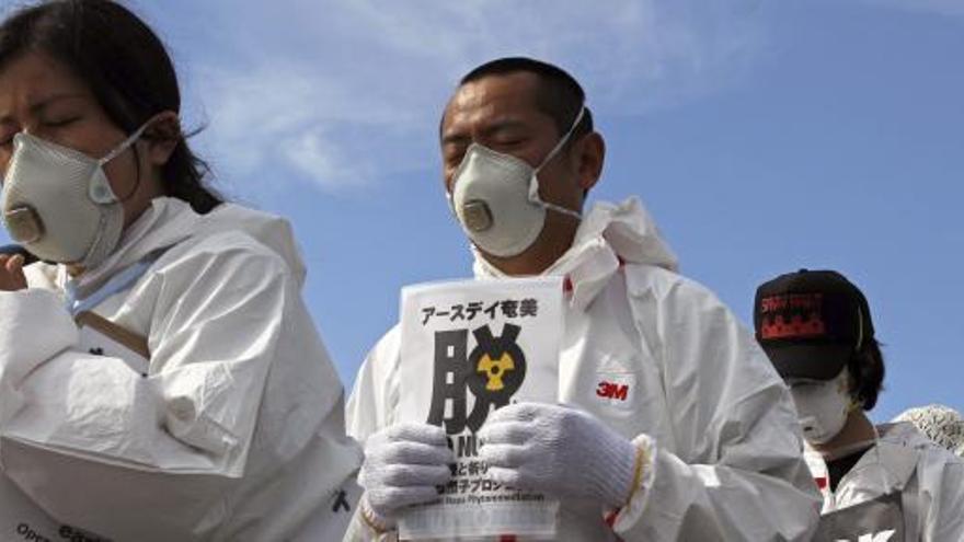 Ocho operarios de Fukushima sufren radiación excesiva