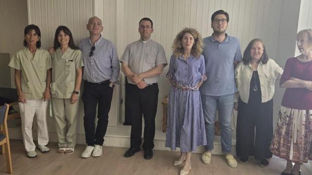 Responsables del proyecto en la residencia de la localidad. | SERVICIO ESPECIAL