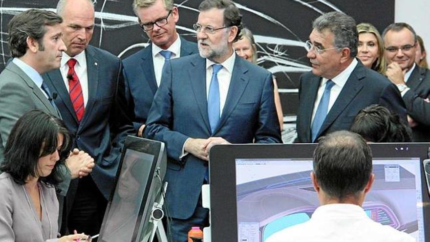 Mariano Rajoy conversa amb directius de Seat