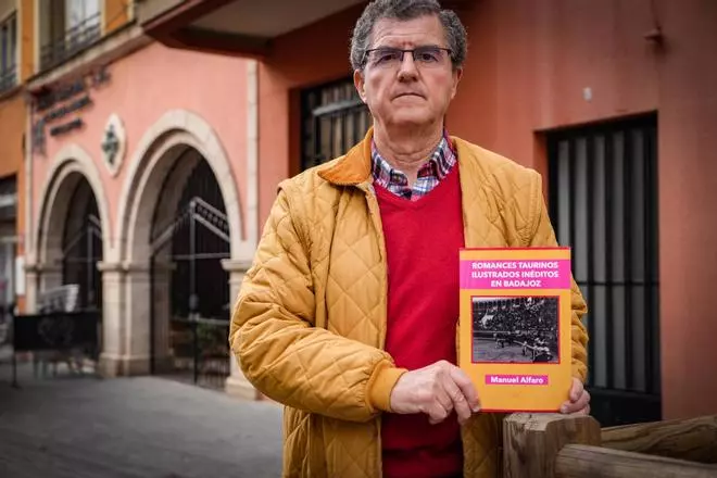 Manuel Alfaro: "El arte literario, la tauromaquia y el sentimiento pacense se funden en esta obra"