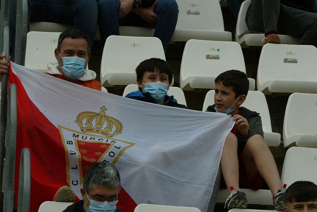 Todas las imágenes que ha dejado el partido del Real Murcia