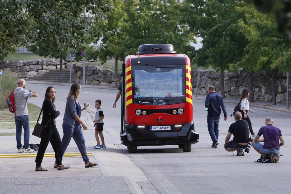 Arriba el primer bus sense conductor a Girona