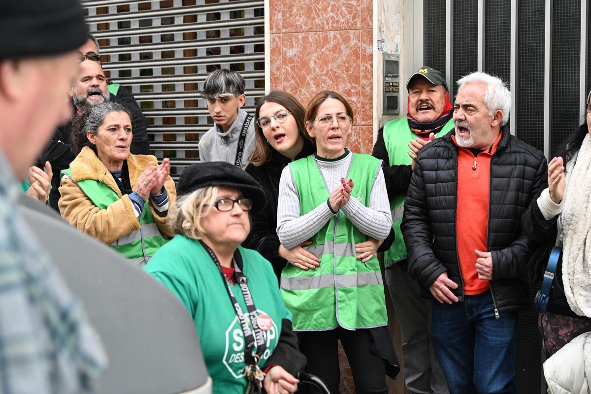 Un mes para lograr encontrar una vivienda a una familia con cuatro hijos menores en Elche