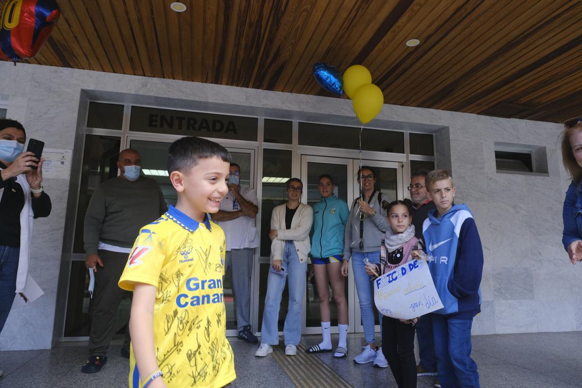 Elías, un niño grancanario de siete años, supera la leucemia Elías, un niño grancanario de siete años, supera la leucemia