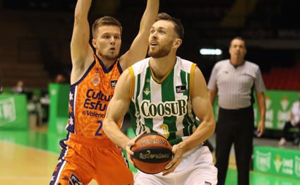 Partido Coosur Real Betis - Valencia Basket