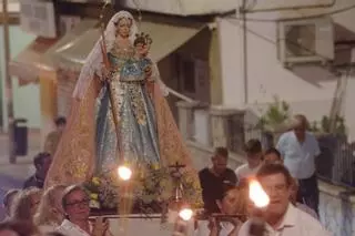 Rosario con antorcha de la Virgen de las Cañas, en el Puerto de la Torre