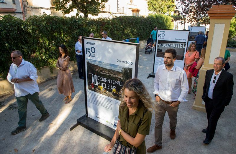 Inauguración de la exposición del 150 aniversario de Levante-EMV en Requena