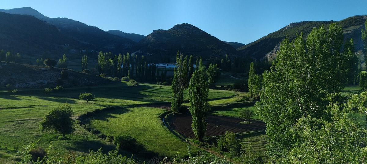 Los Teatinos es otra pequeña aldea situada en la Sierra de Segura, dentro del municipio de Santiago-Pontones