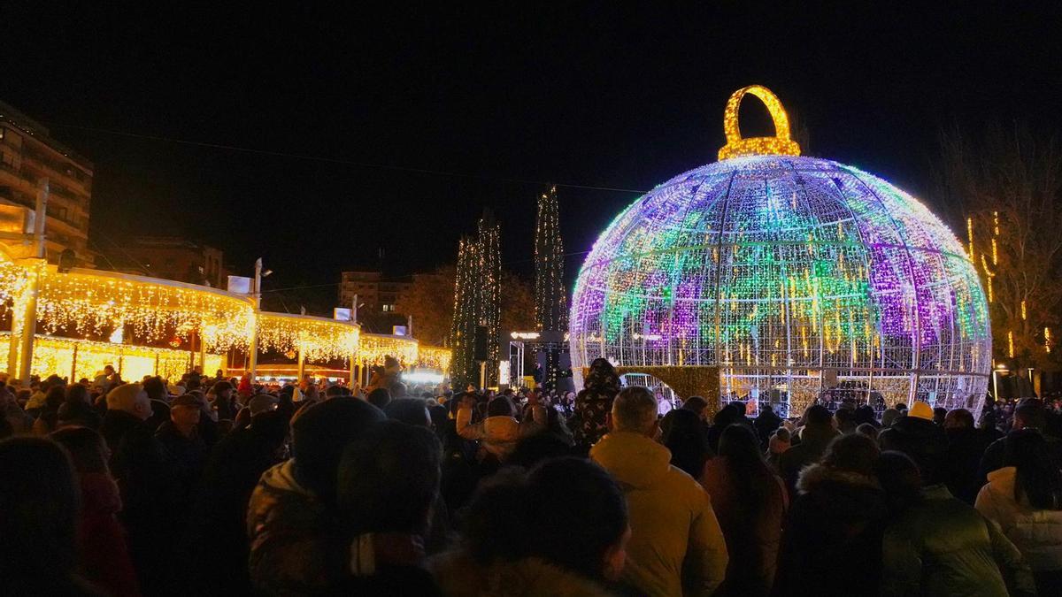 Así ha sido el encendido de las luces de Navidad en Zamora 2025