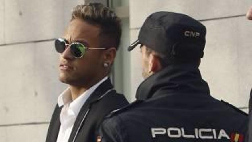 Neymar, a su llegada a la Audiencia Nacional en febrero pasado.