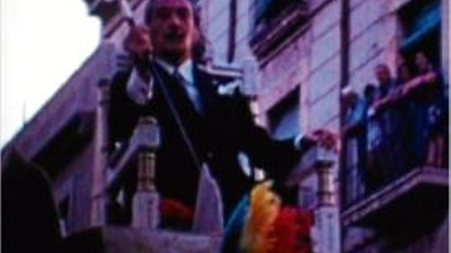 Una imatge de la visita que Salvador Dalí va fer a Tarragona el 1973.