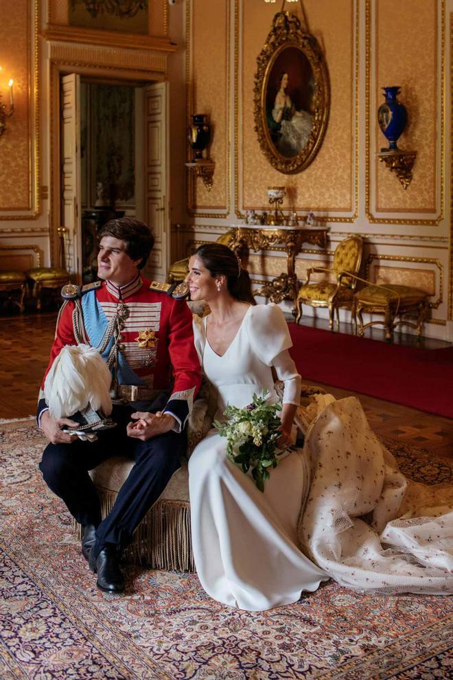 Belén Corsini y Carlos Fitz-James Stuart en el Palacio de Liria en el día de su boda