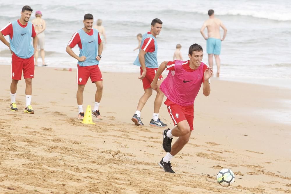 Duro entrenamiento del Sporting en la senda del Cervigón y La Ñora.