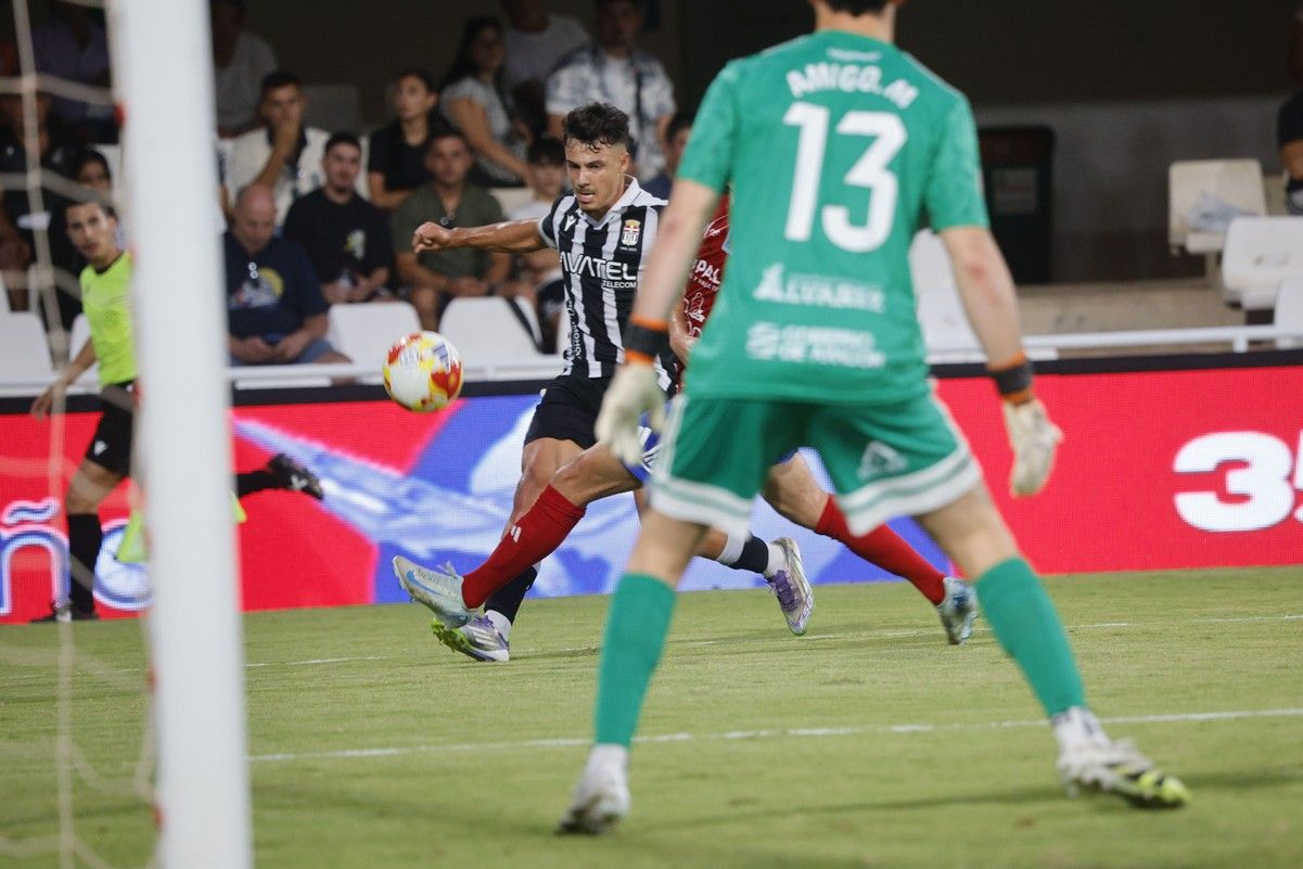 La victoria del FC Cartagena sobre el Tarazona, en imágenes