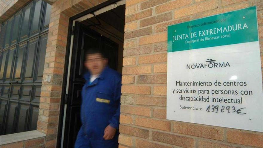 Tres años de cárcel para un discapacitado que agredió sexualmente a otro en un centro de Cáceres